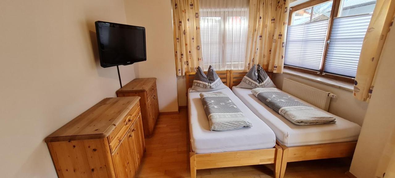 Appartement Gugganig Flattach Pokoj fotografie